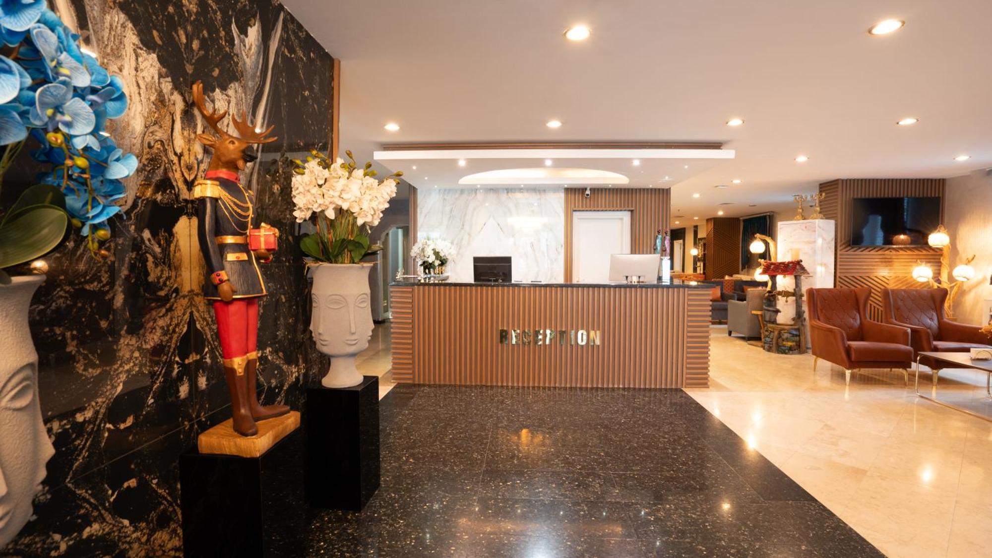 קארס Grand Ani Hotel מראה חיצוני תמונה