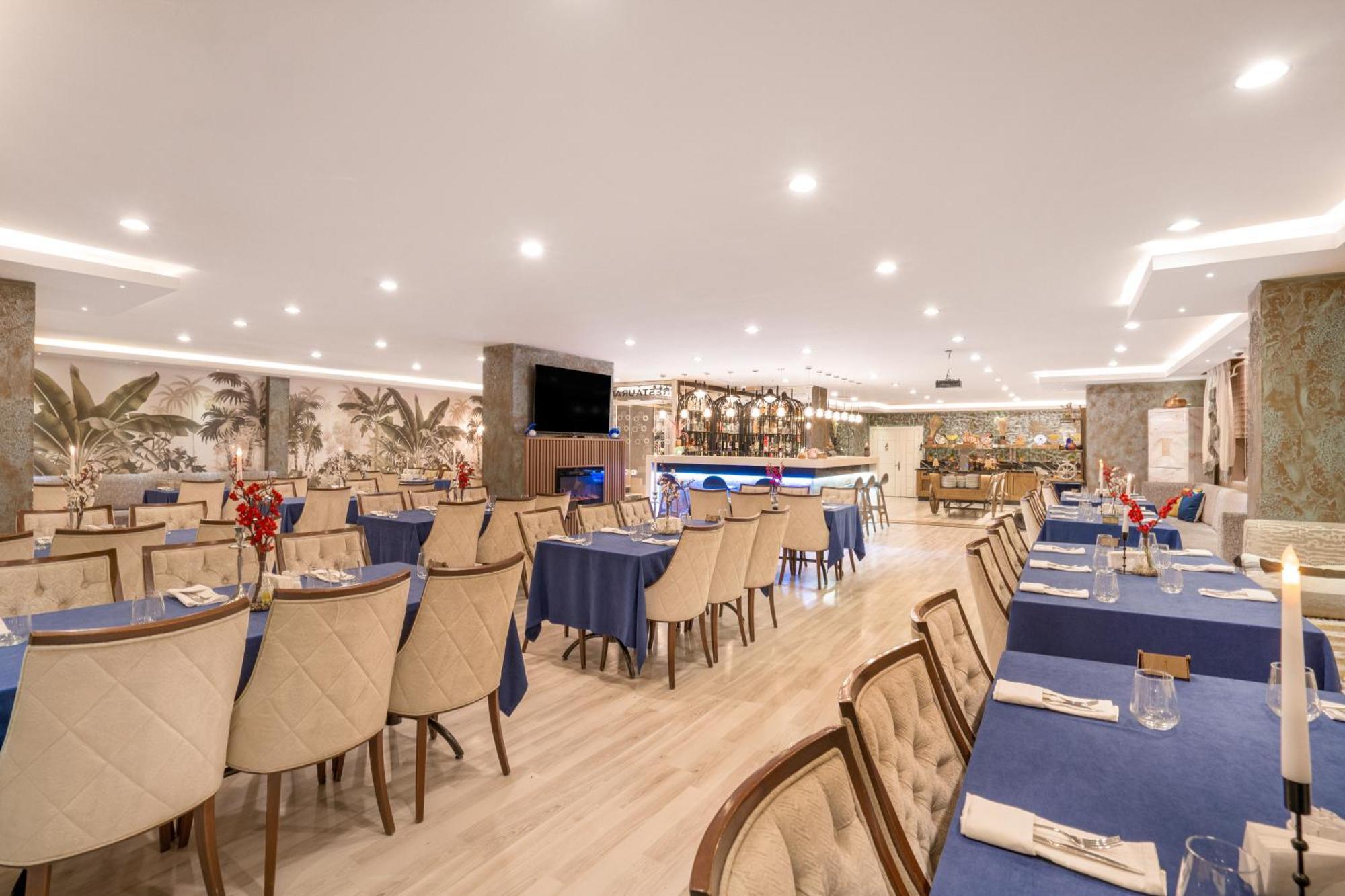 קארס Grand Ani Hotel מראה חיצוני תמונה